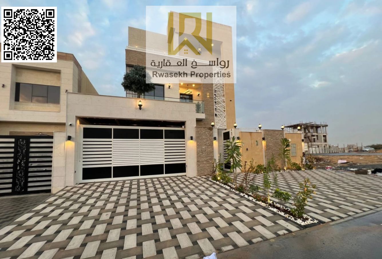 luxury 5 bedroom villa for sale with swimming pool and including AC and electricity