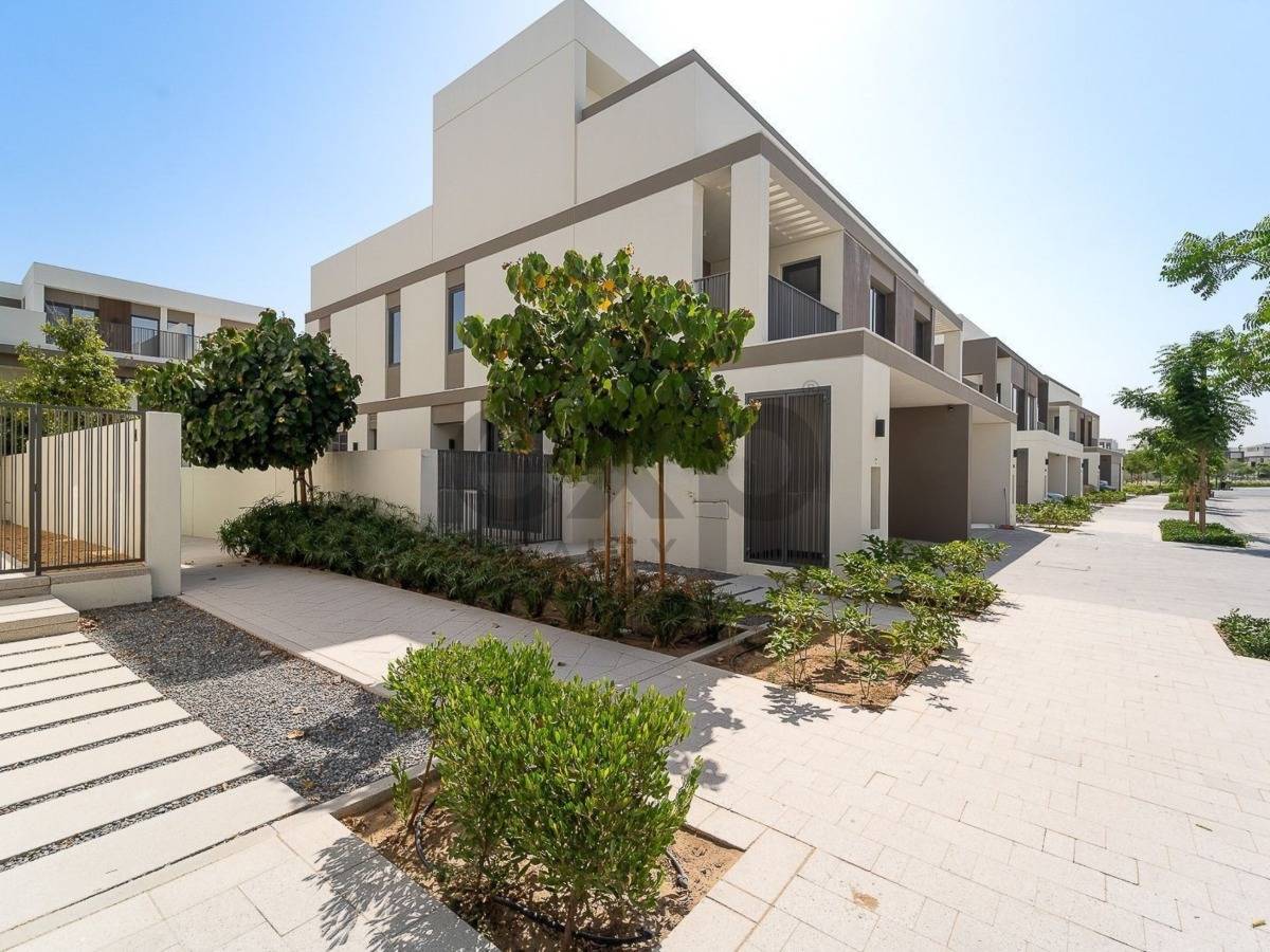 5BR Open Kitchen | GreenBelt