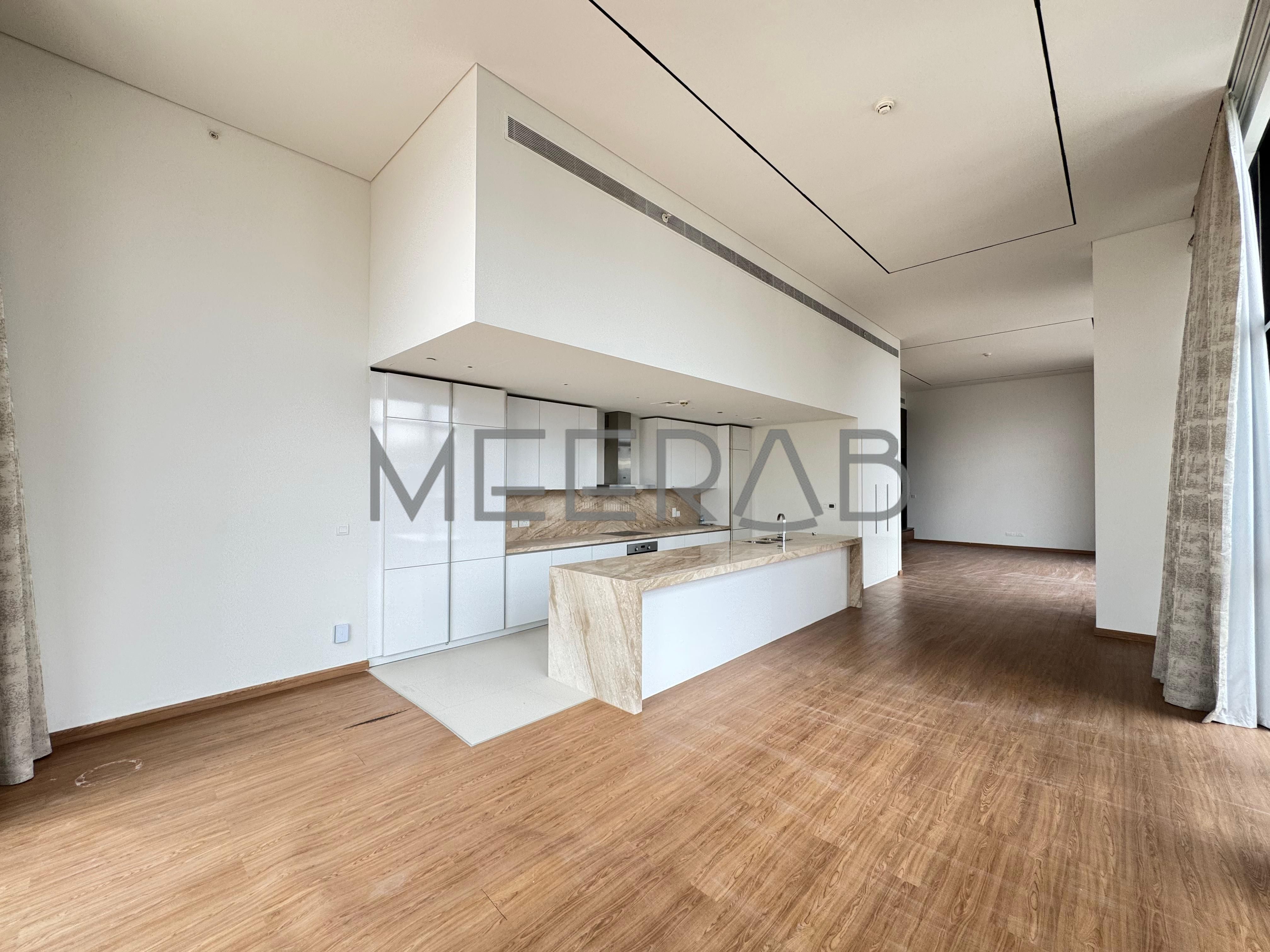 Vacant | 4BR Penthouse for Sale | Private Jacuzzi | Panoramic View