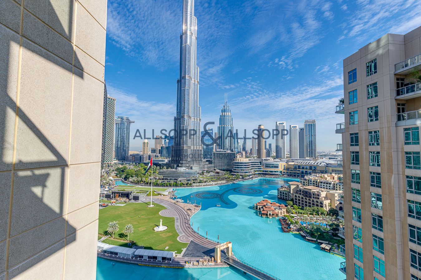 Full Burj Khalifa Fireworks View -2 BR in Downtown