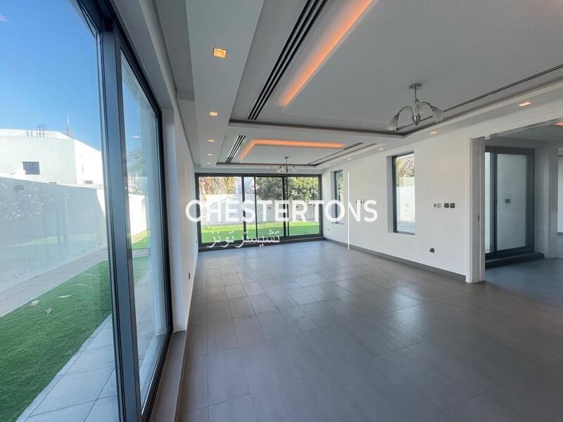 Modern Floor-to-Ceiling Villa | Prime Location