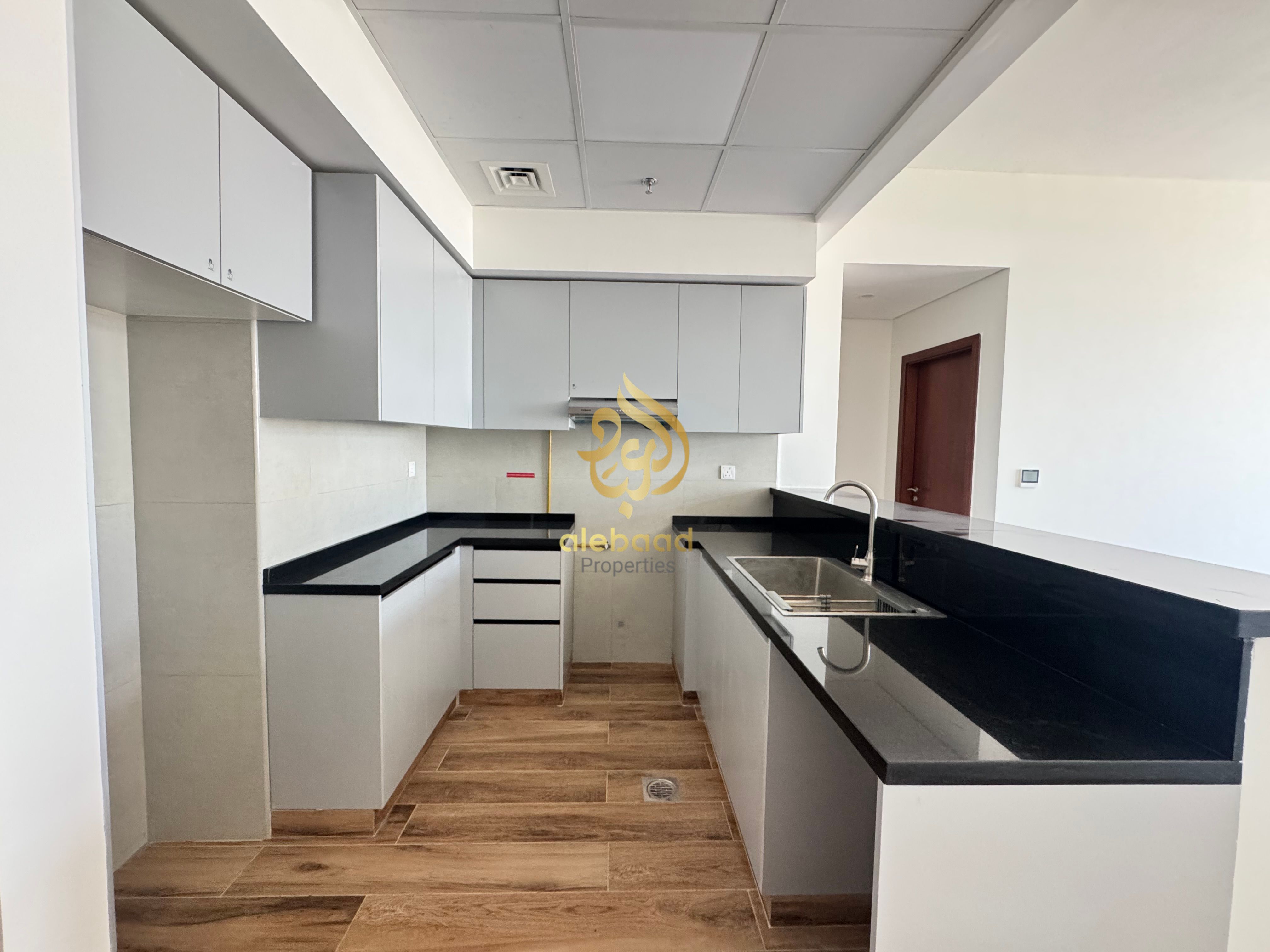 Brand new 1bhk Available All amenities prime location!