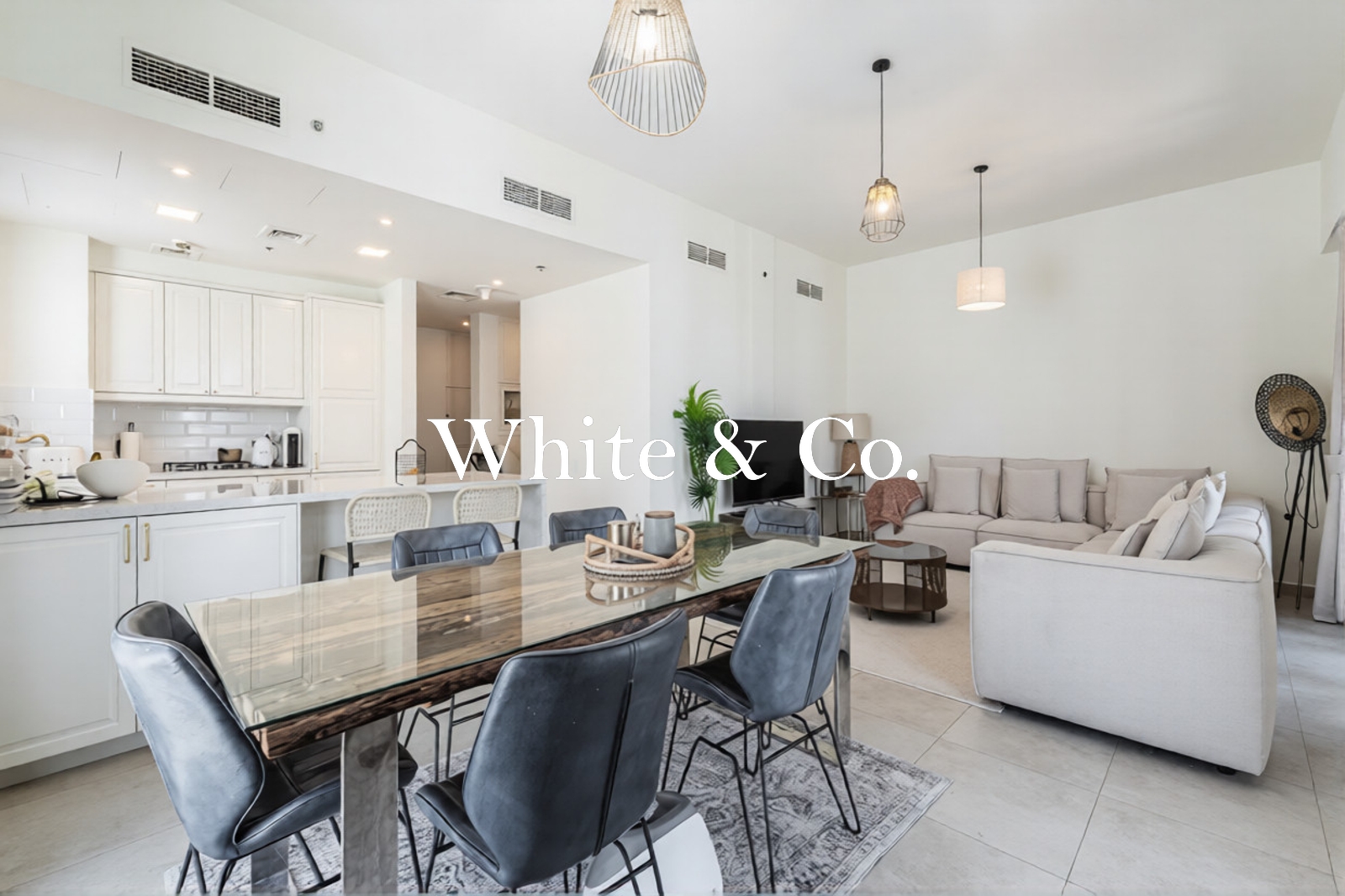 Upgraded | Huge Terrace | Spacious Layout