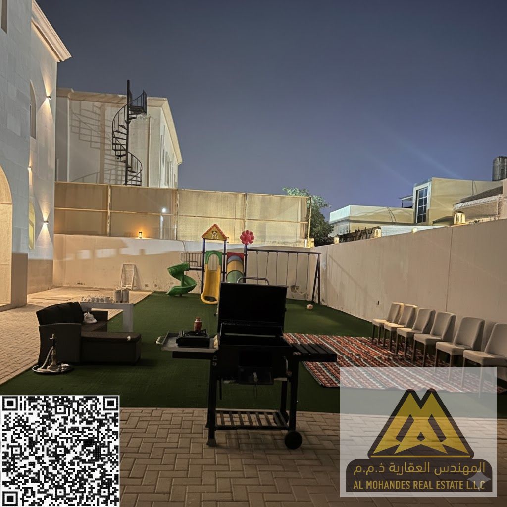 Spacious Area | Prime Location | Air Conditioning | Clean Furnishings