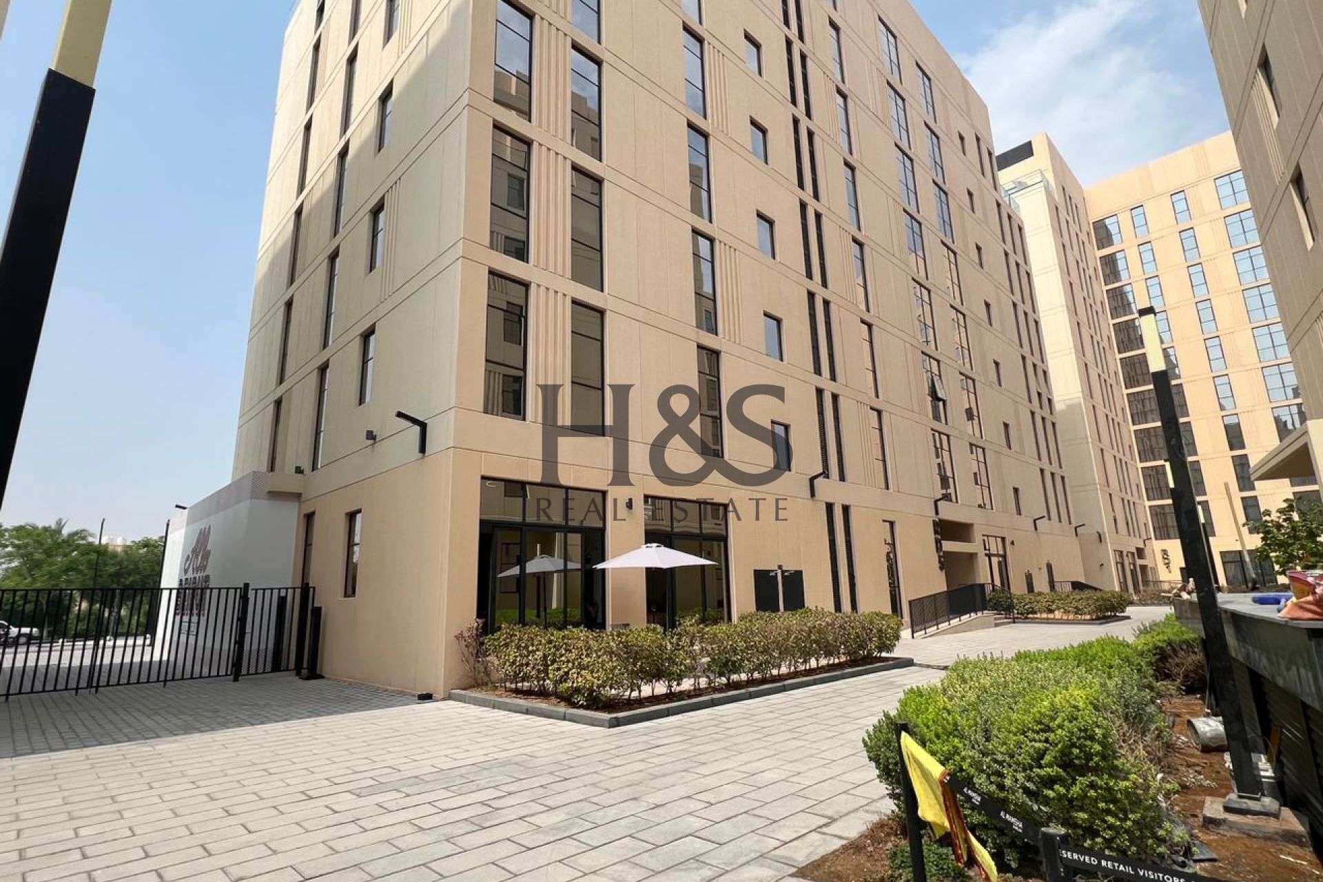 Investment Opportunity | Fully Furnished 1BR | Pool View