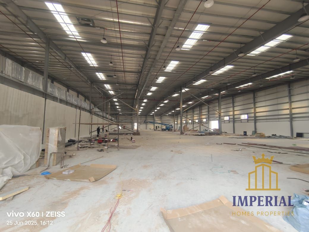 two showrooms Umm Al Quwain