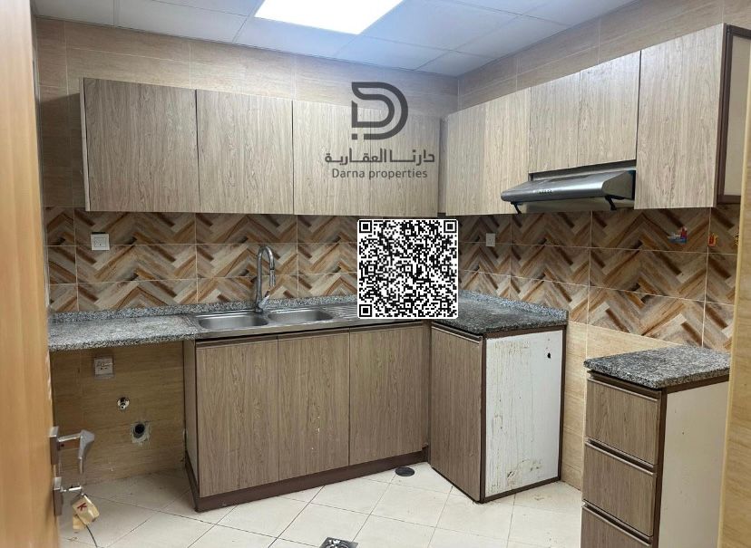 For Sale – Ready Apartment in Gulf Tower Specifications: 2 Bedrooms Living Room Kitchen 2 Bathrooms Balcony Area: 108.636 sqm Parking: P4 Parking Payment Plan: Down Payment: AED 250,000 Remaining Balance: AED 338,751 Monthly Installmen