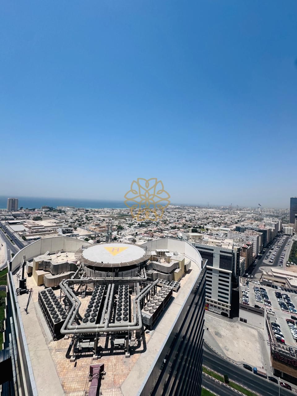 2 Bedroom With Balcony Sea View Free Gym Al khan