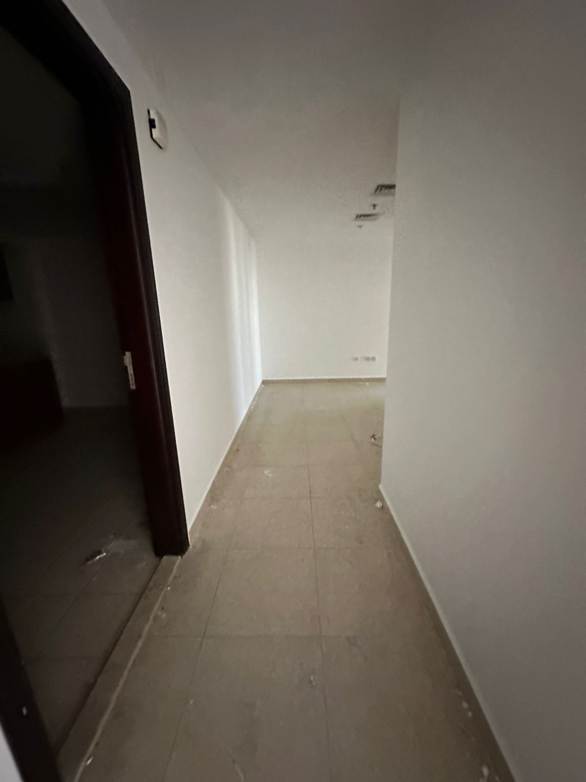 1 Special Rental Offer | Two-Bedroom Apartment with Free Parking – Al Taawun