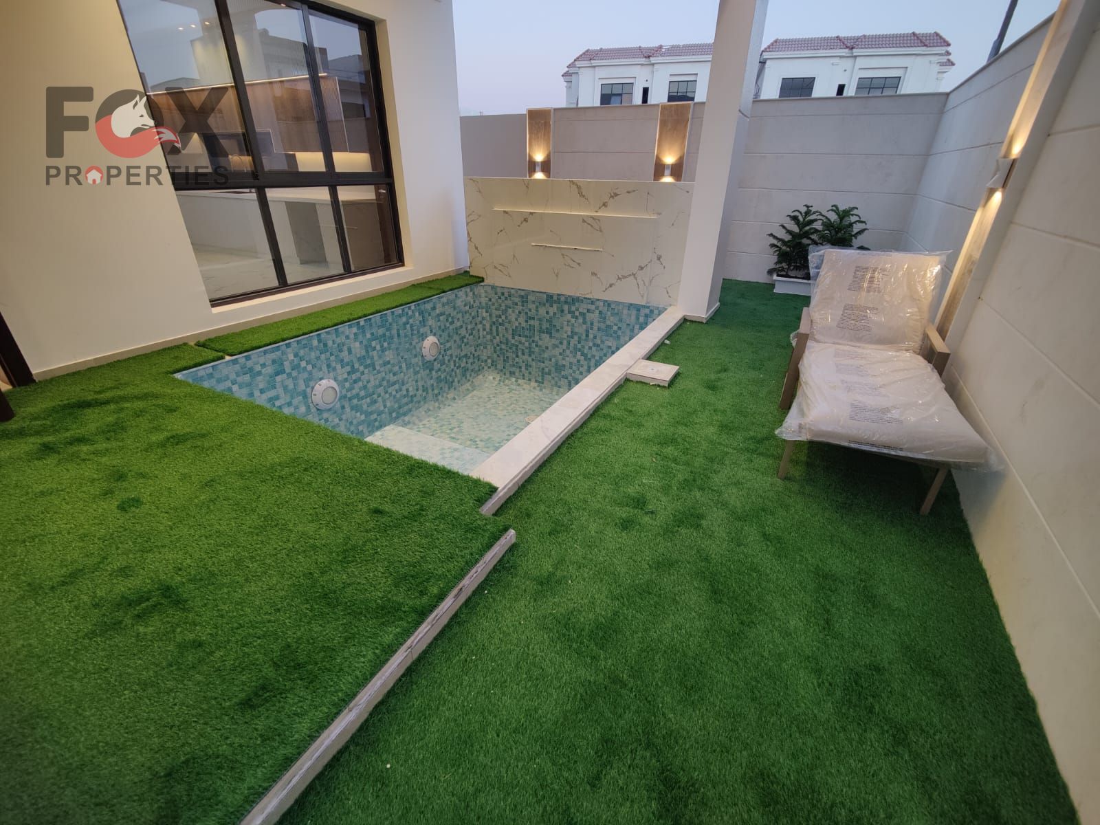 Luxury Villa for Rent in Al Yasmeen with Direct Park View