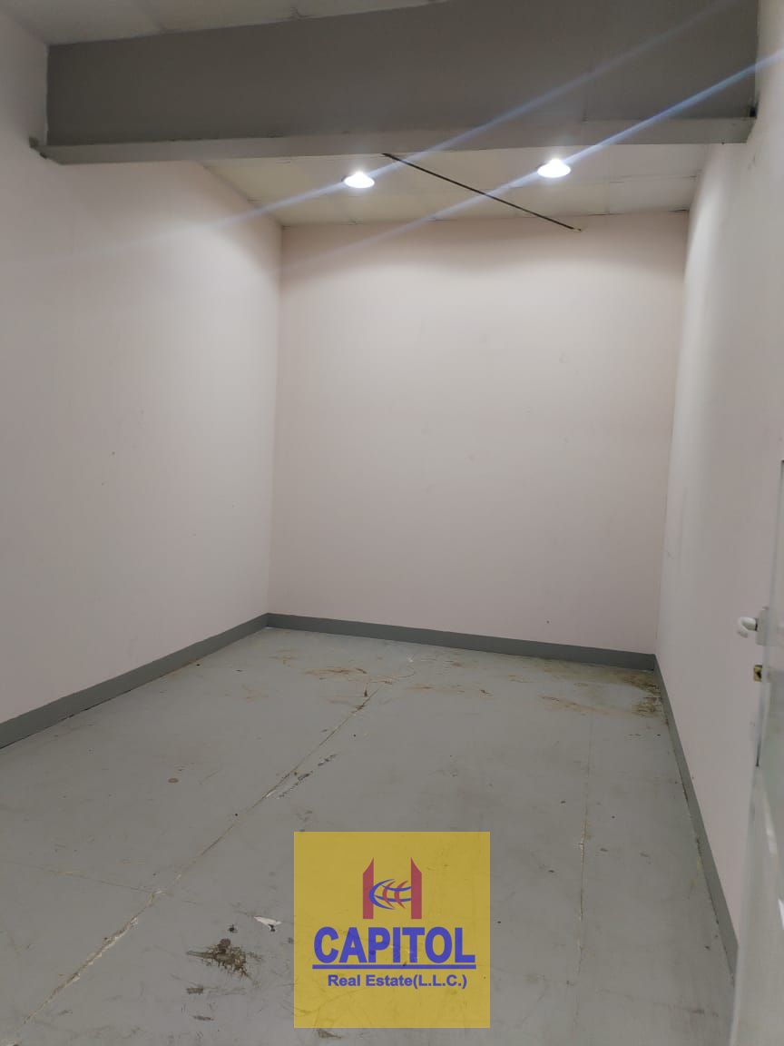 WELL MAINTAINED INDUSTRIAL STORAGE WAREHOUSE UNIT AVAILABLE FOR RENT IN AL QUOZ 1W