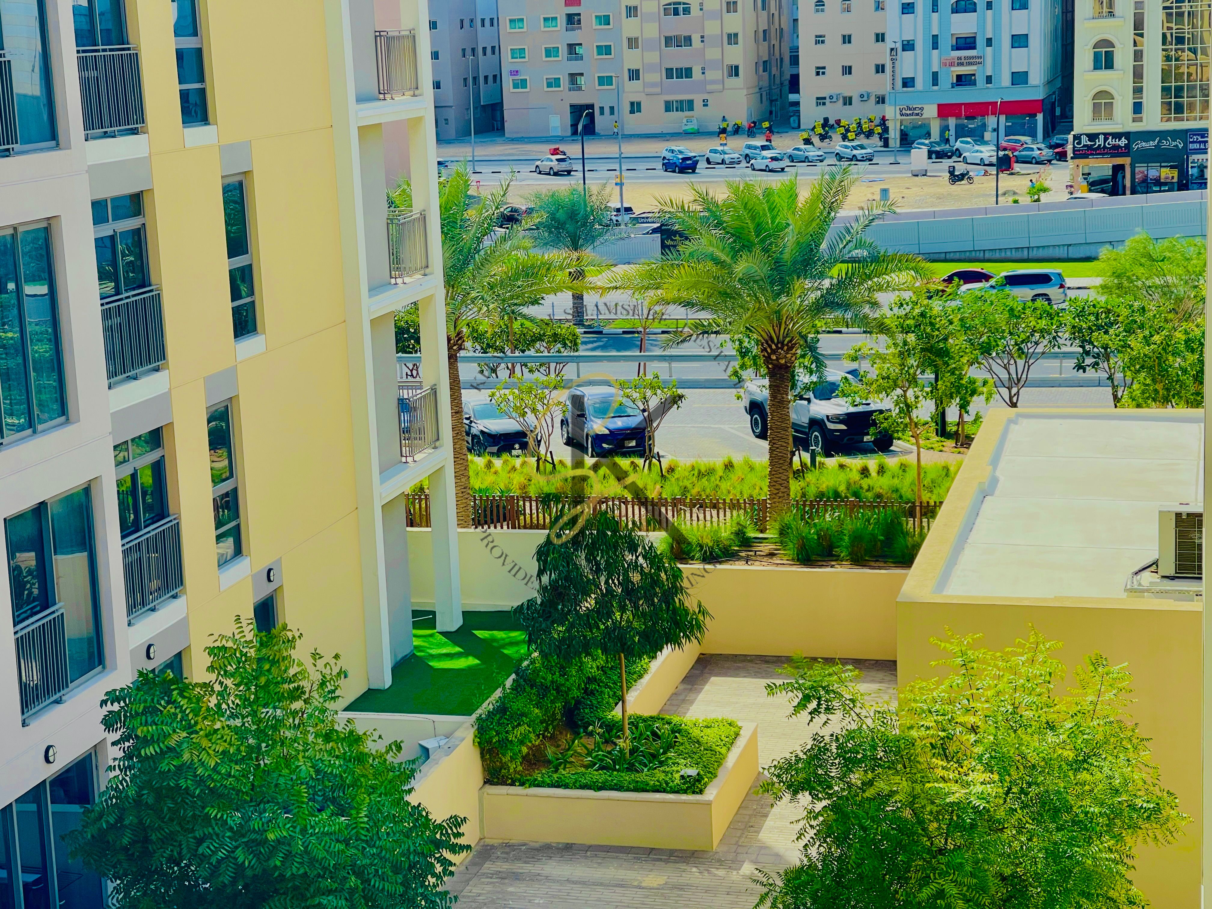 Like new 1bedroom with 2 washroom with maid room with balcony with wardrobe