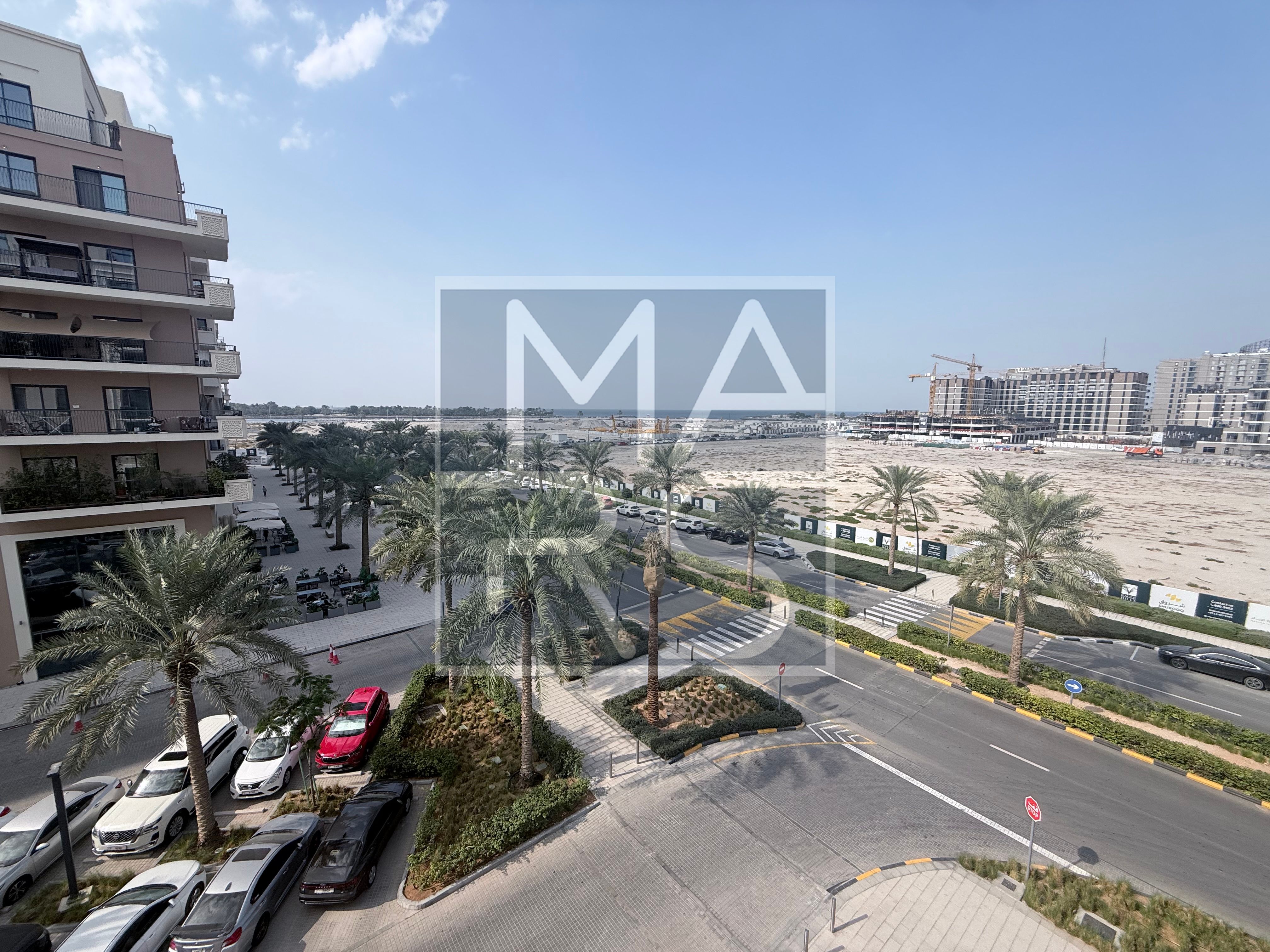 Luxurious-3Bedroom | Maids Room | Full of Amenities |