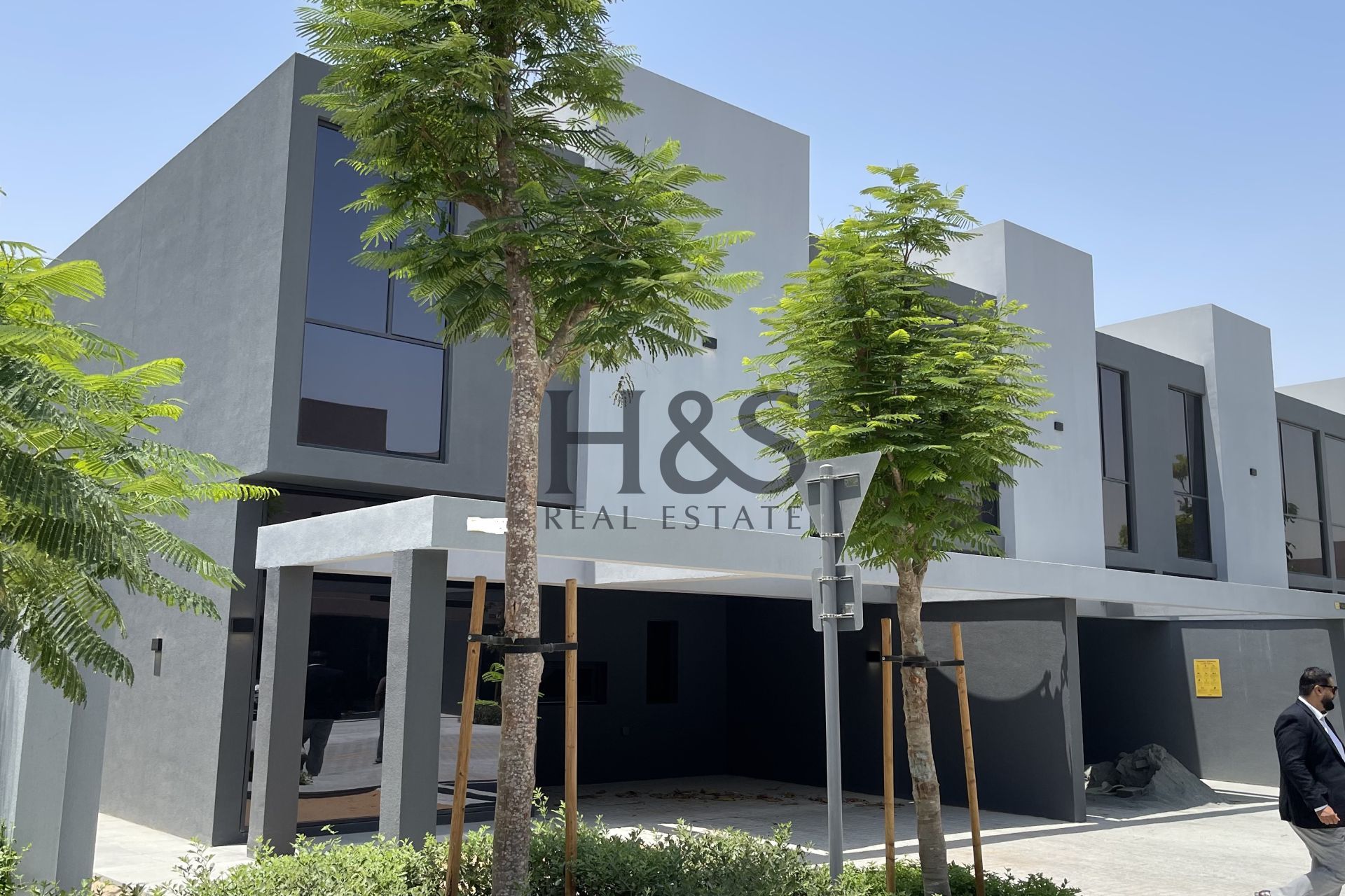Premium 4BR + Majlis Townhouse | Corner Unit | Single Row