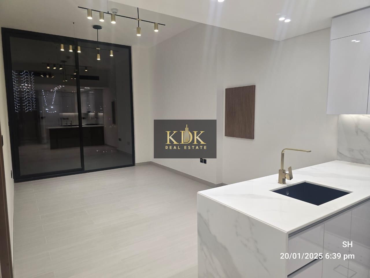 Brand New | Road View | Fitted Kitchen