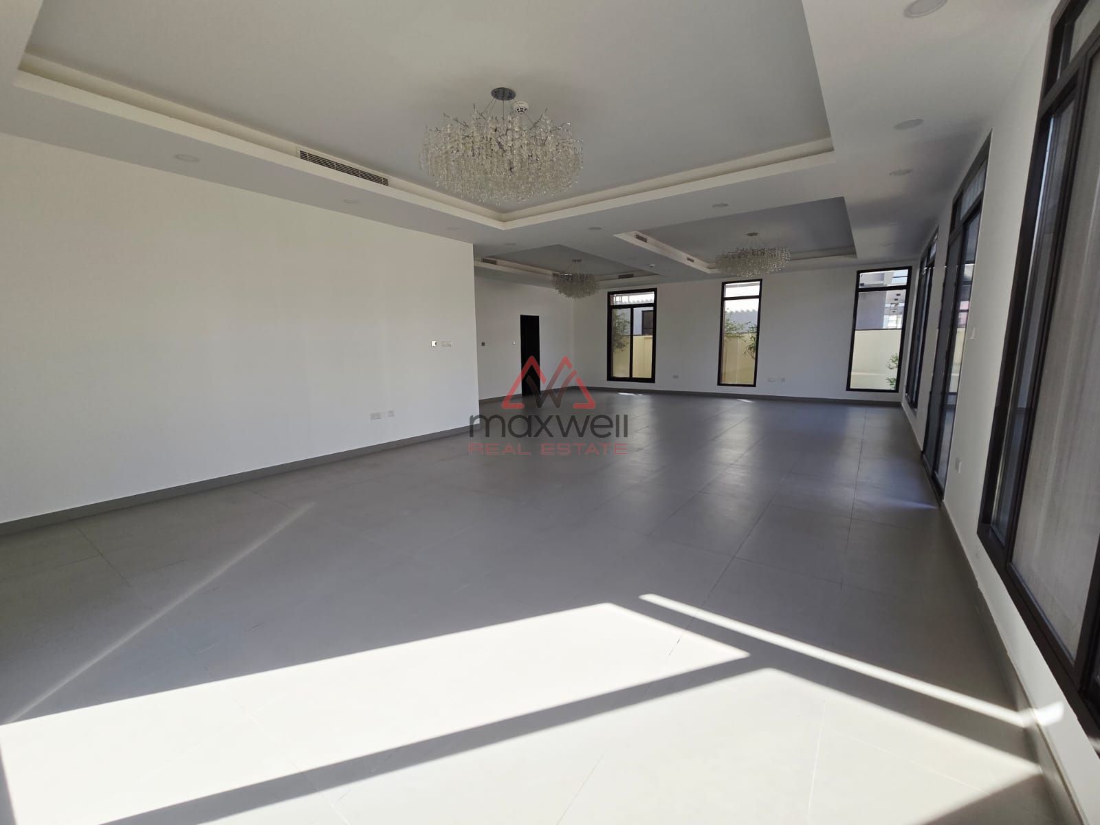 5Bedroom , all-ensuite | Private Pool | Private Garden | 2 Spacious Living Area