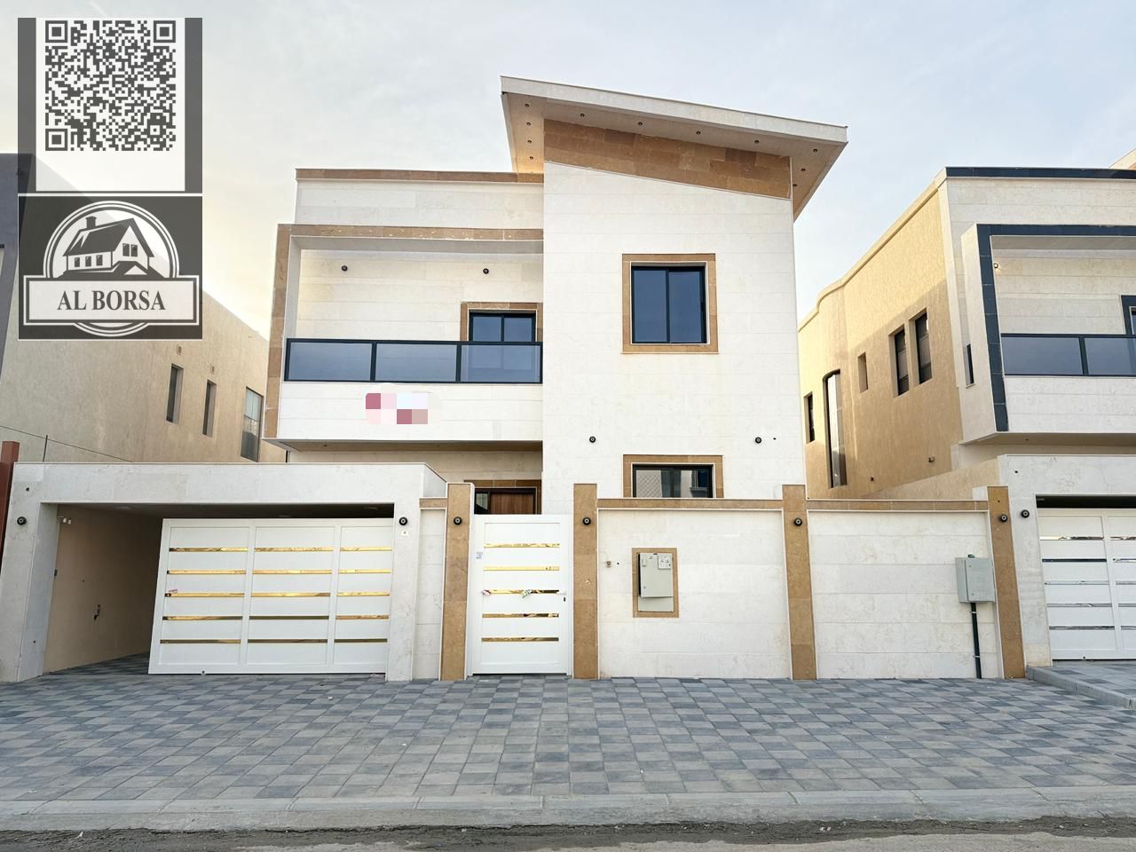 For rent: Villa in Al Yasmin, Ajman. 5 master bedrooms + living room + majlis + luxury kitchen + maid's room. Ready to move in immediately.