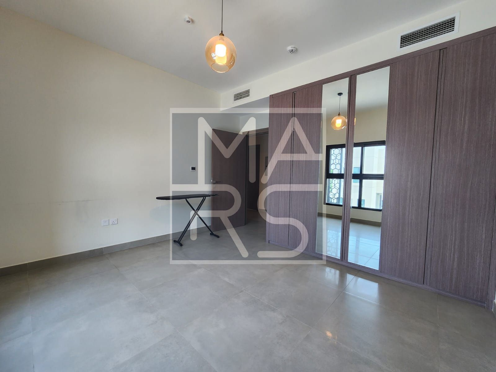 3 master bedroom- freehold for all nationalty