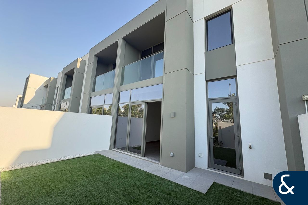 Vacant On Transfer | Resident Agent In Ruba