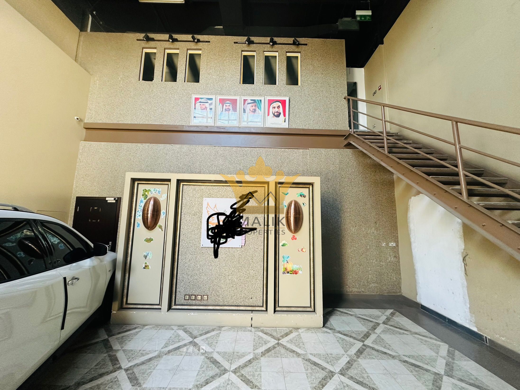 Tax Free - Built In Cold Storage - Mezzanine Floor - Office