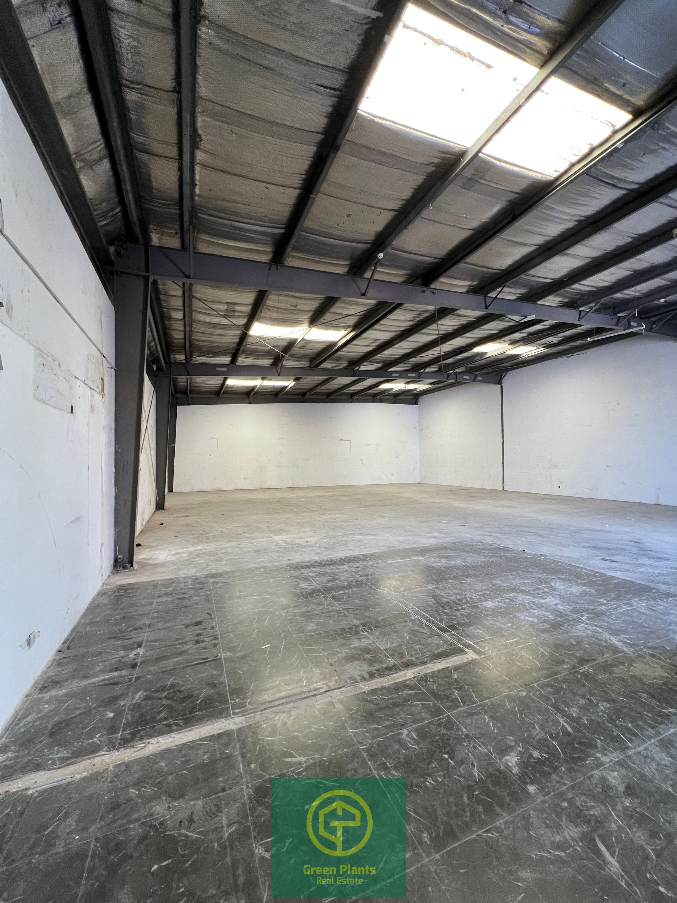 Al Quoz 3,500 sq. Ft warehouse available for rent
