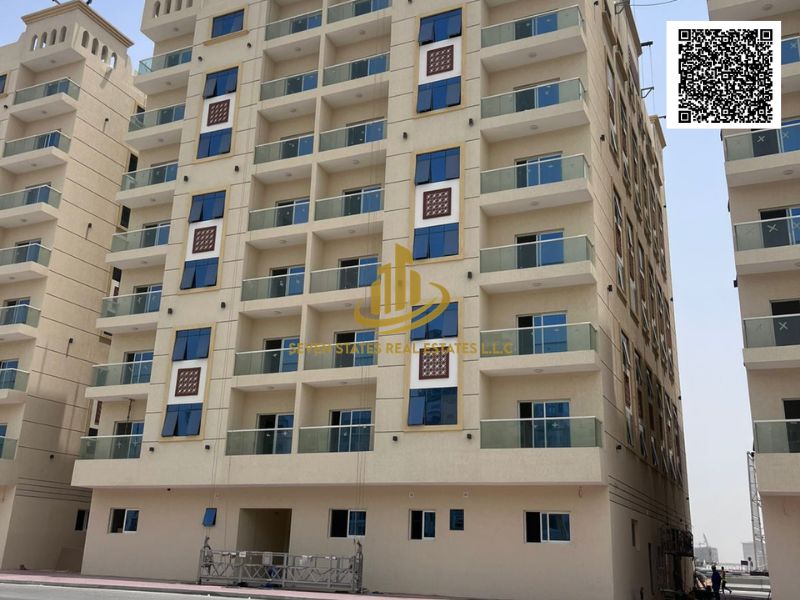 1bhk for sale in alameera village with down-payment 5% , freehold 100% , prime location .