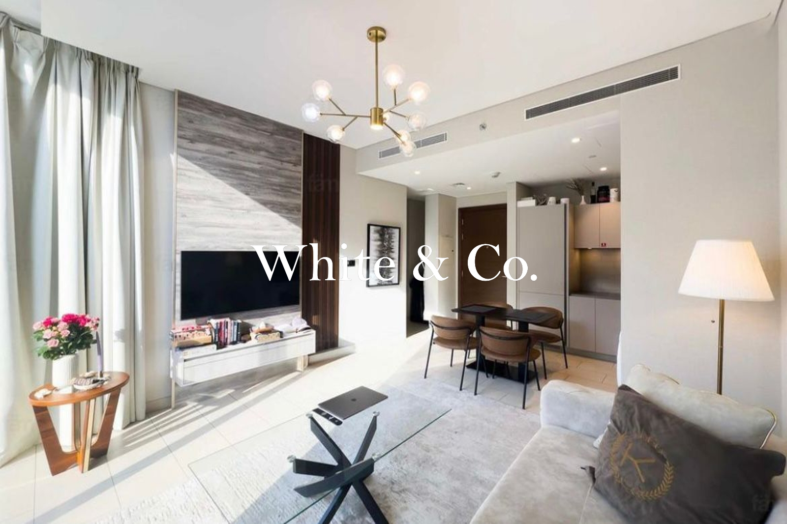 Upgraded Interior | Vacant | High Floor