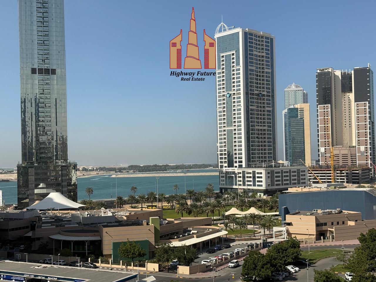 Spacious 2bhk with gym swimming pool easy exit to Dubai rent only 51k