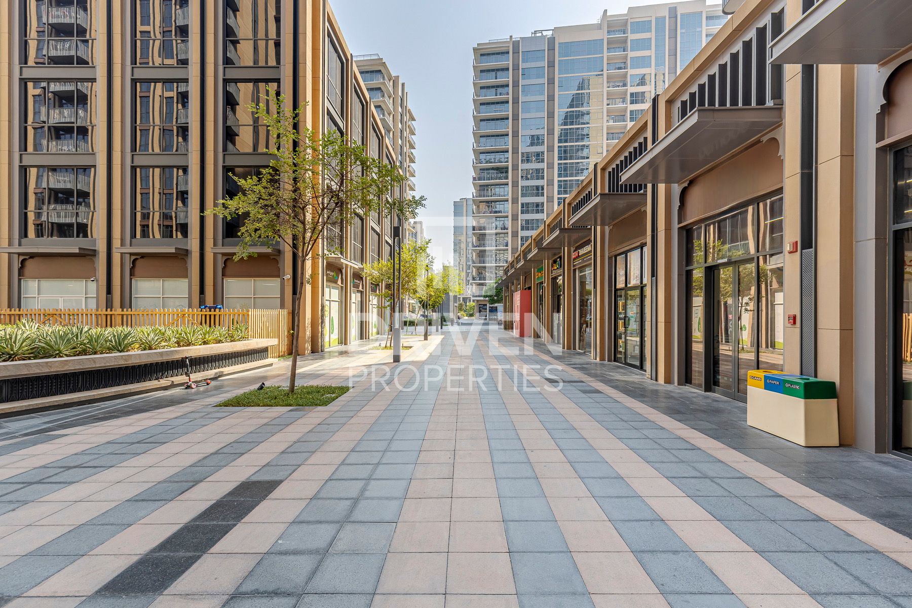 Shell and Core Retail Shop In New Gold Souk DEP