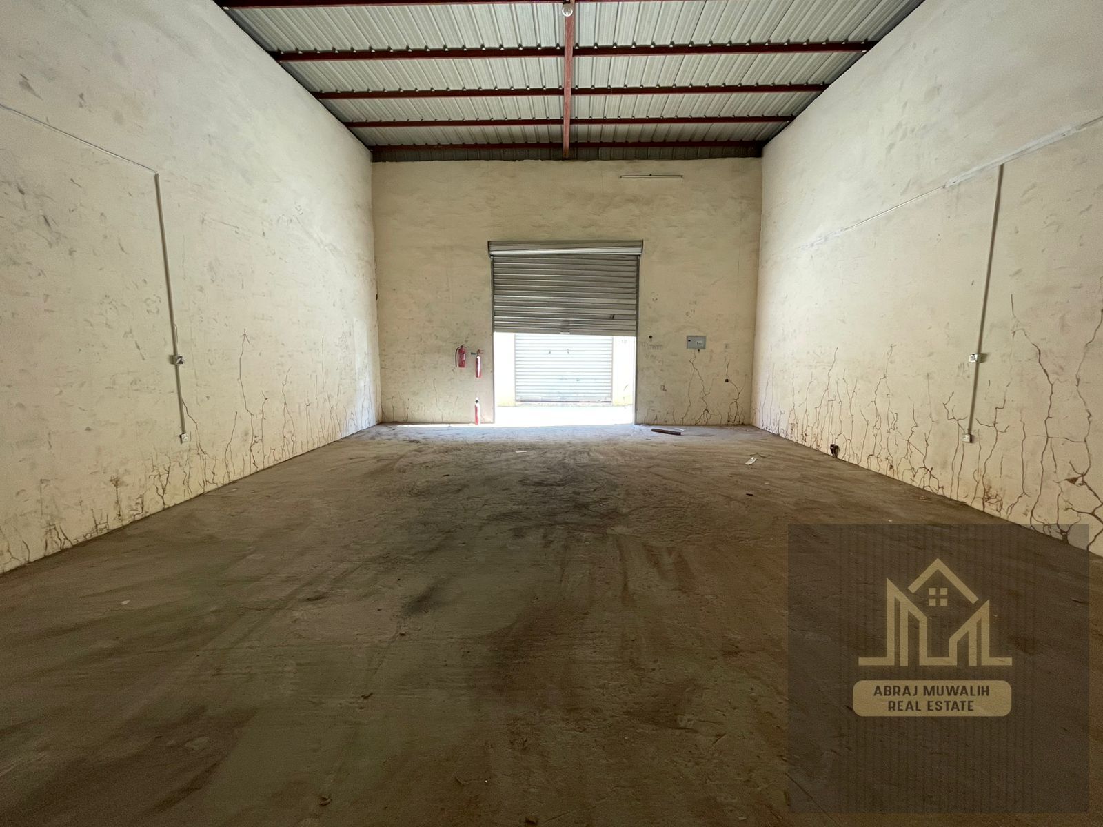 1000 Sq Ft Warehouse Available for Rent | AED 55K – Sharjah