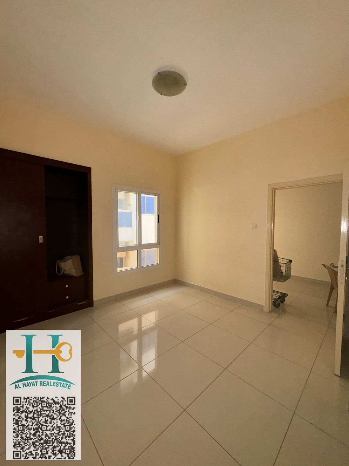 Opportunity for rent Khalifa Street with a free swimming pool for residents near Al-Hikma School and Khalifa Main Street