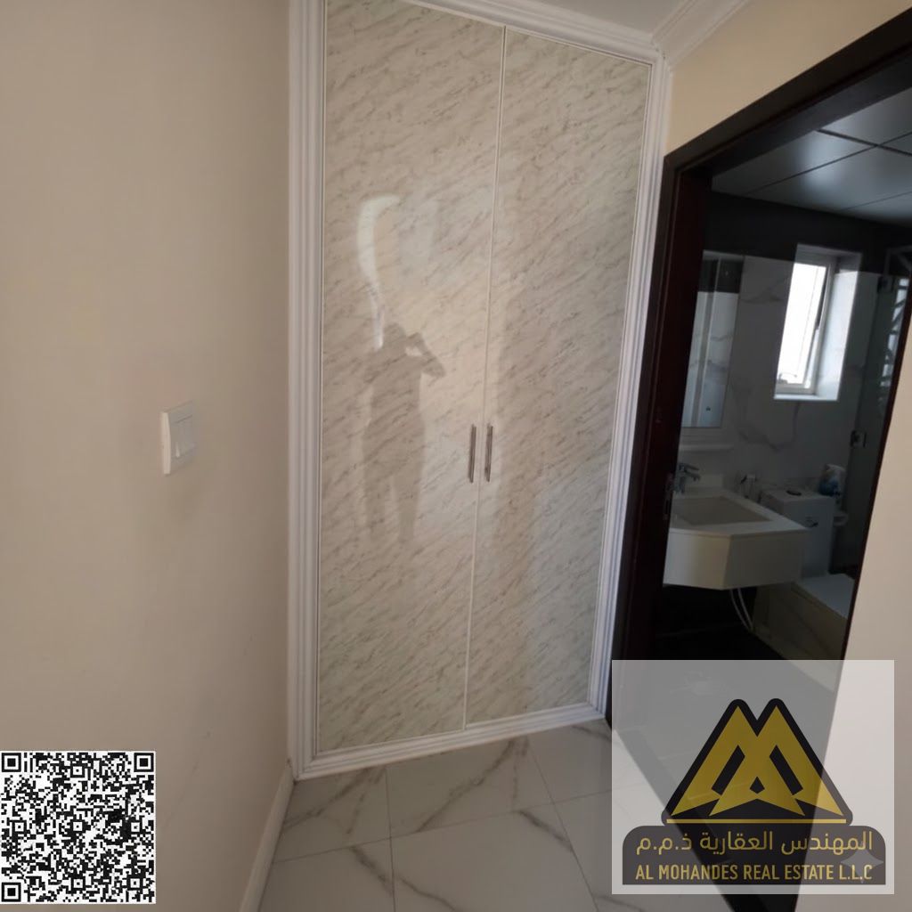 Balcony | Built-in wardrobes | Central air conditioning