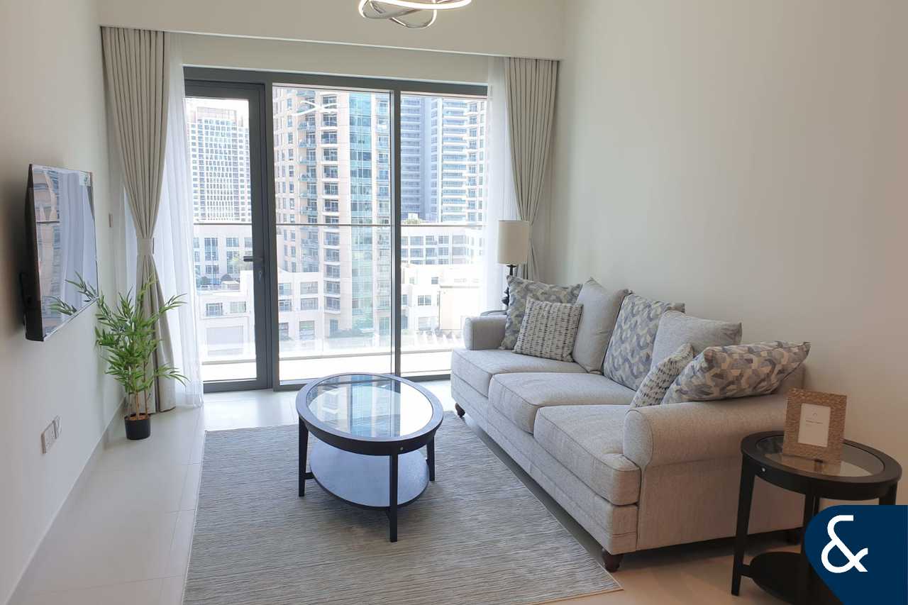 1 Bedroom | Upgraded | Balcony | Furnished