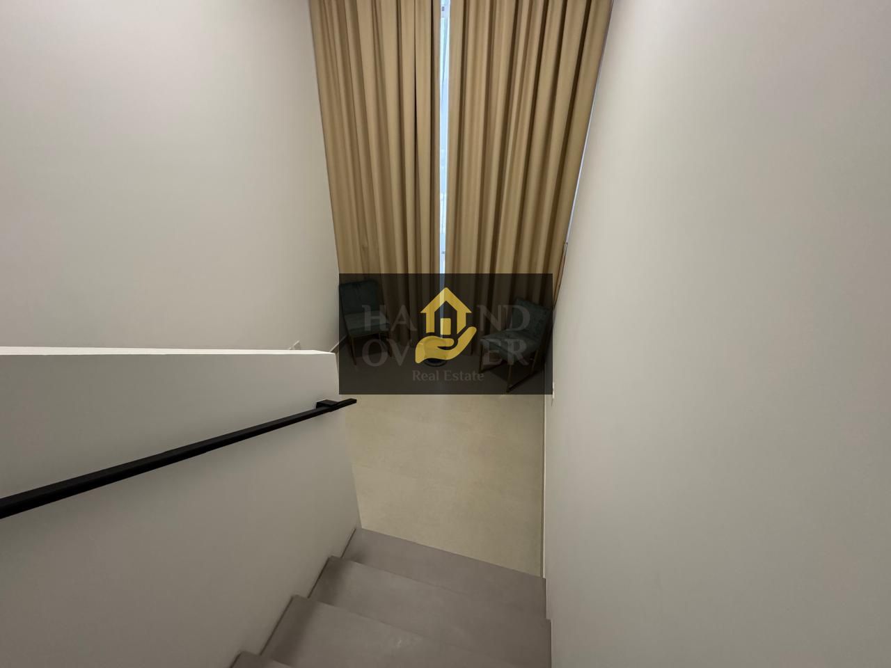 FULLY FURNISHED 2BED TOWNHOUSE IN SENDIAN