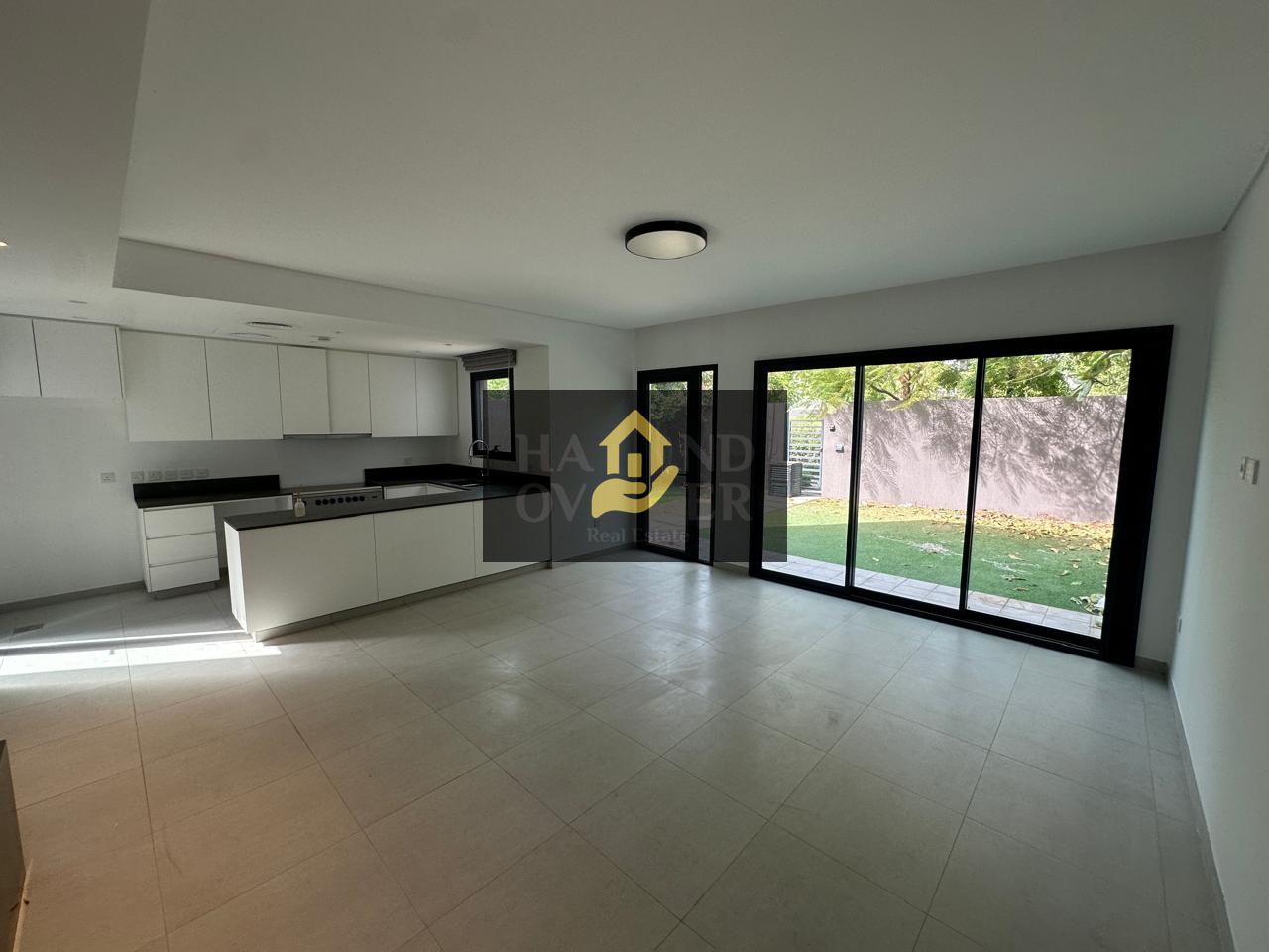 ELEGANT 3BED S/D VILLA PRIME RESALE OPPORTUNITY IN HEART OF SHARJAH