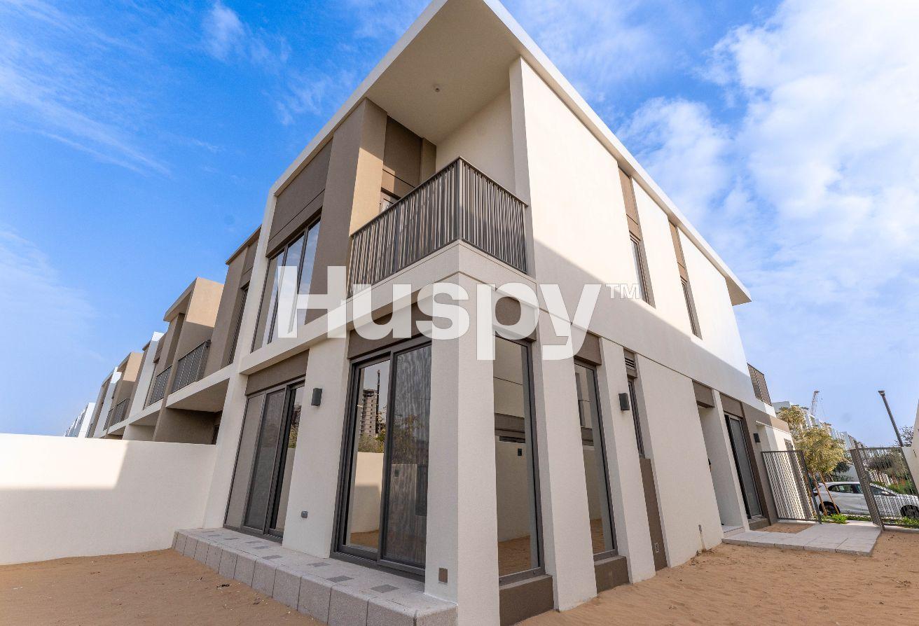 Corner Unit | Single Row | Appliances Included