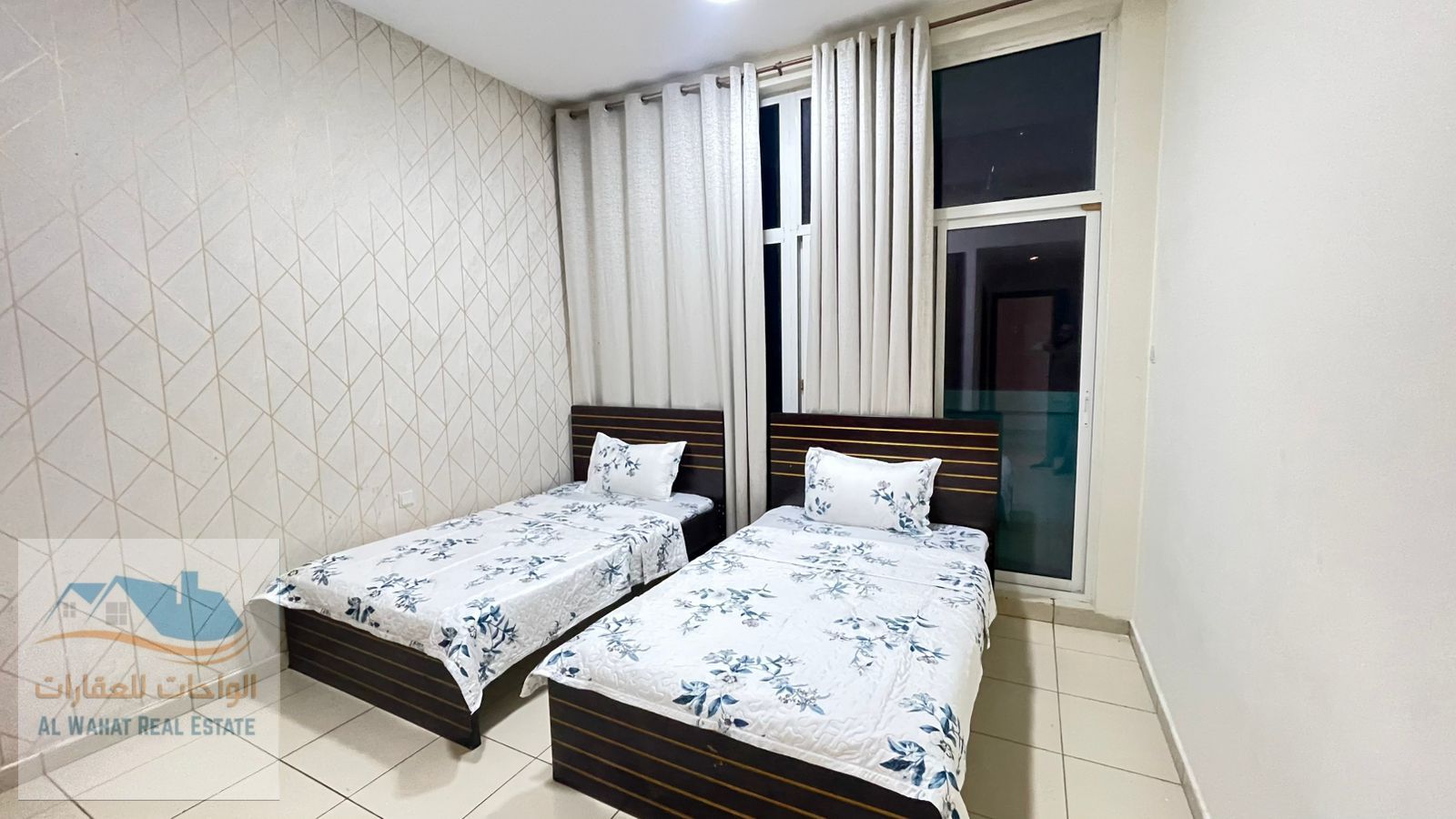 Two-bedroom apartment with a living room, fully furnished with very clean furniture, now available in a prime location in Ajman. **Luxury Rental - Tw