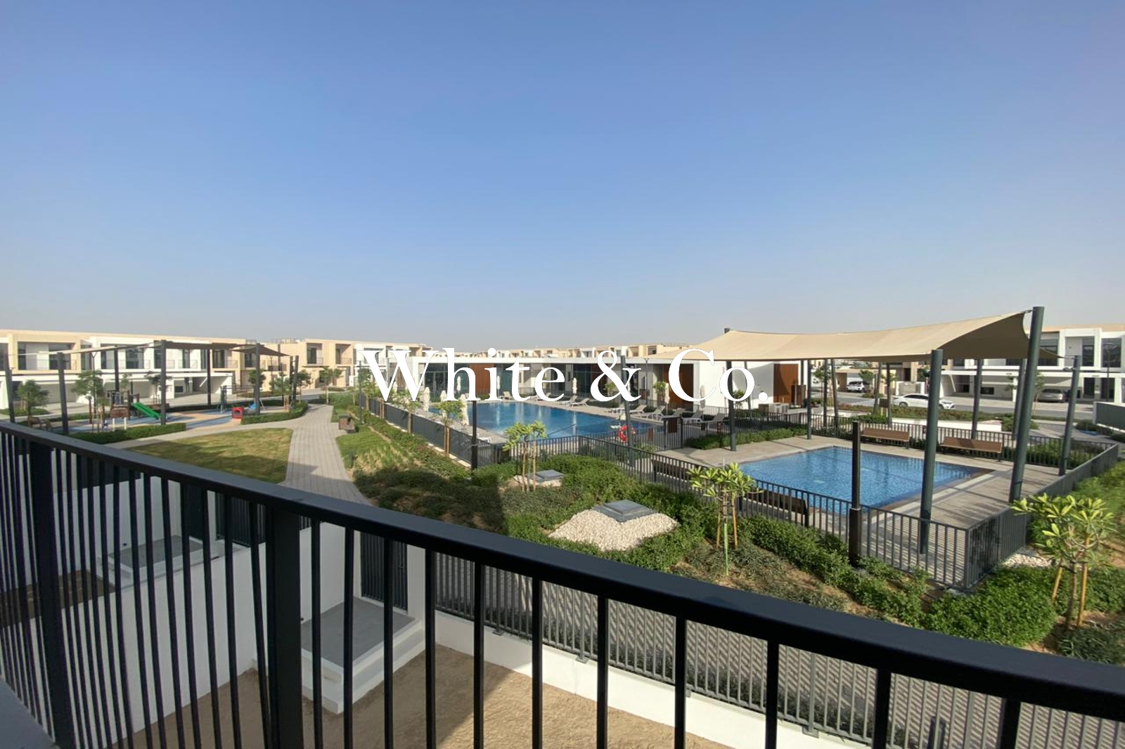Direct Pool View | Chiller Free | Spacious