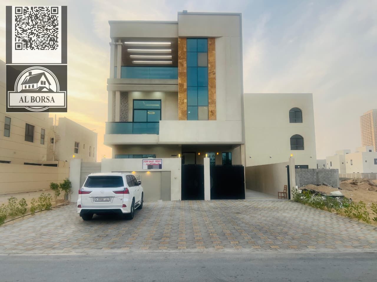 Villa for rent in Al Amrah - Ajman, two floors + roof, elevator, 7 master bedrooms + majlis + halls, central air conditioning