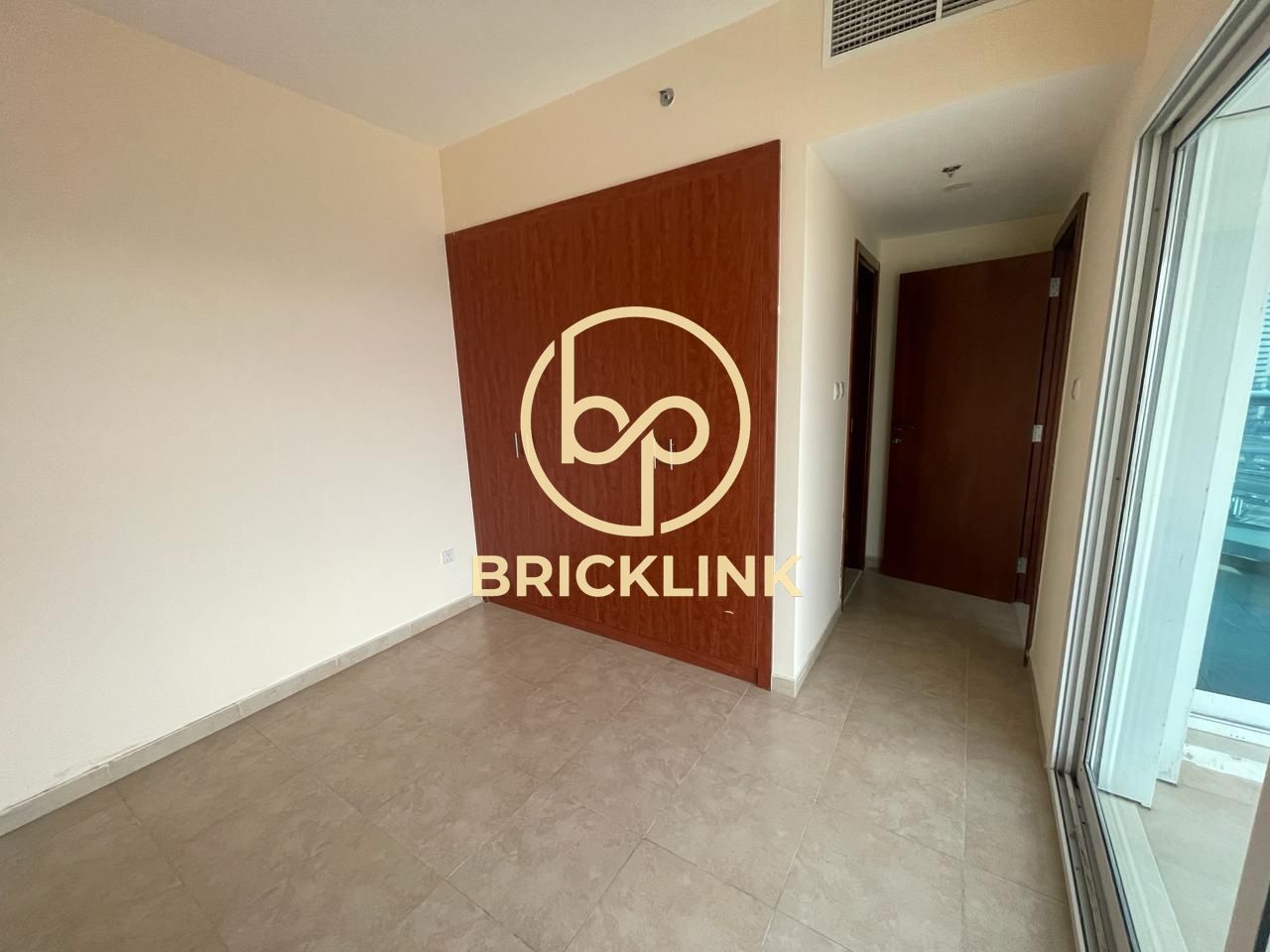 1BR Converted to 2 | Lake View Living | Hot Deal | Dubai Gate 2 | JLT