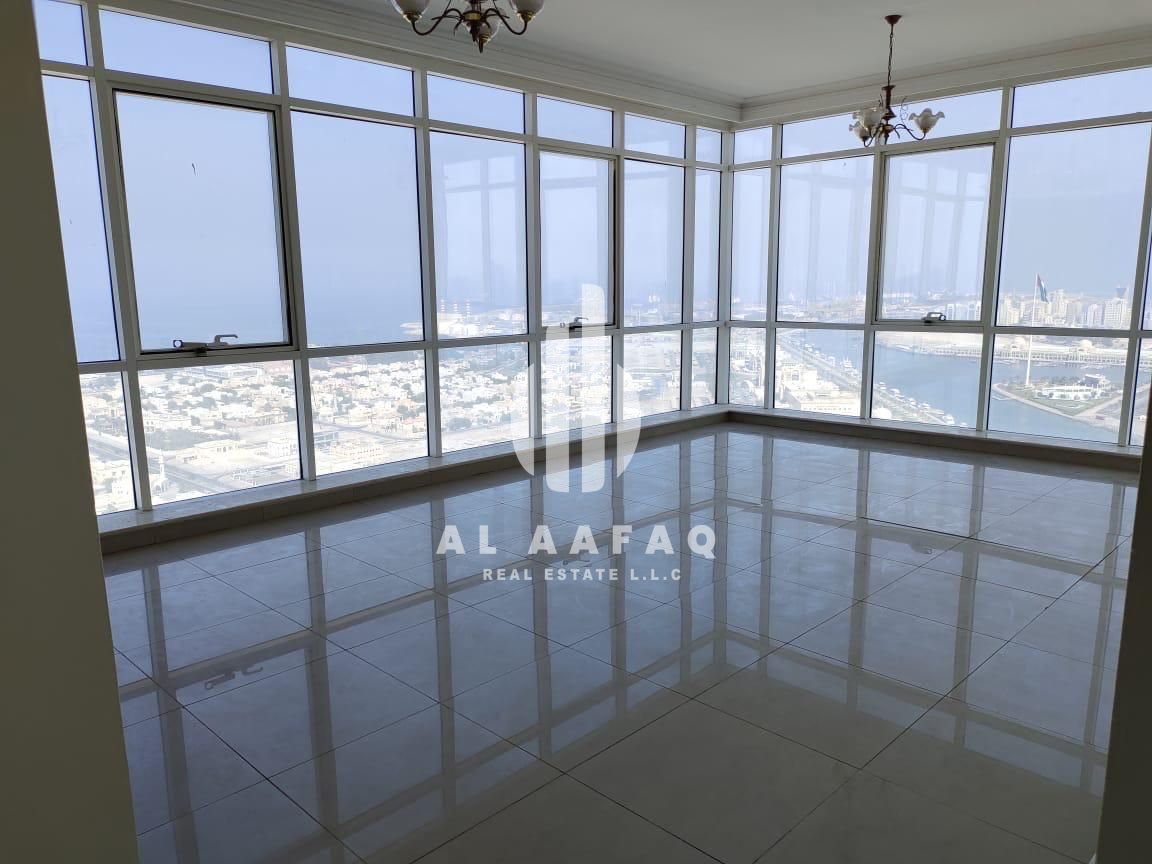 Spacious 3BHK| All Master Bedrooms| Sea View