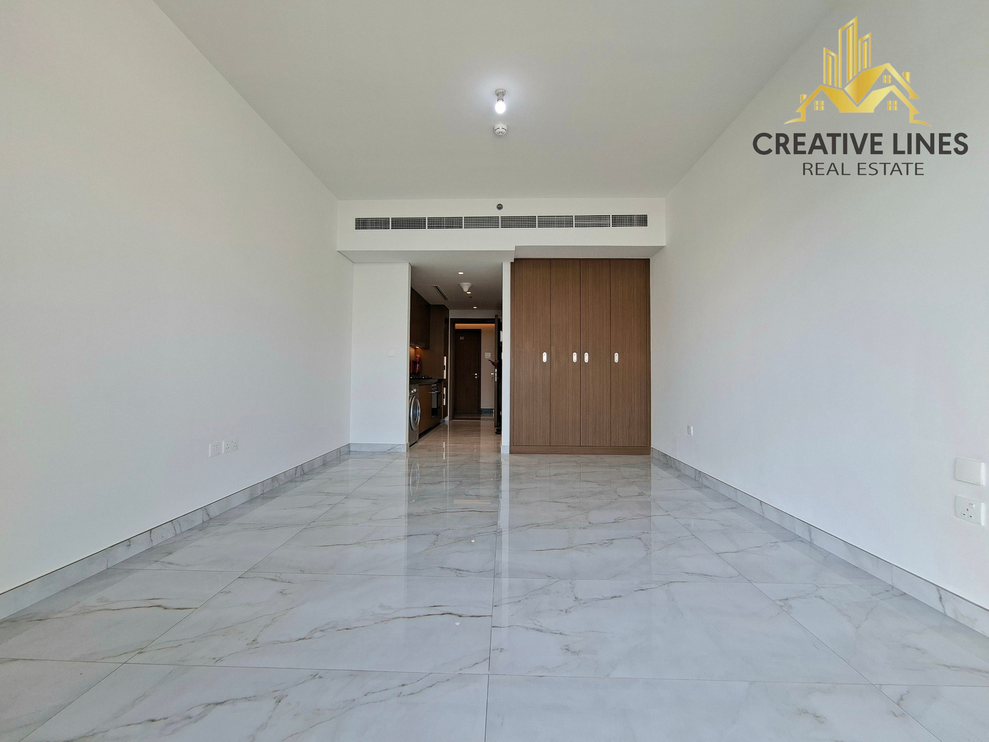 Big Layout !! All Amenities !! Chiller Free