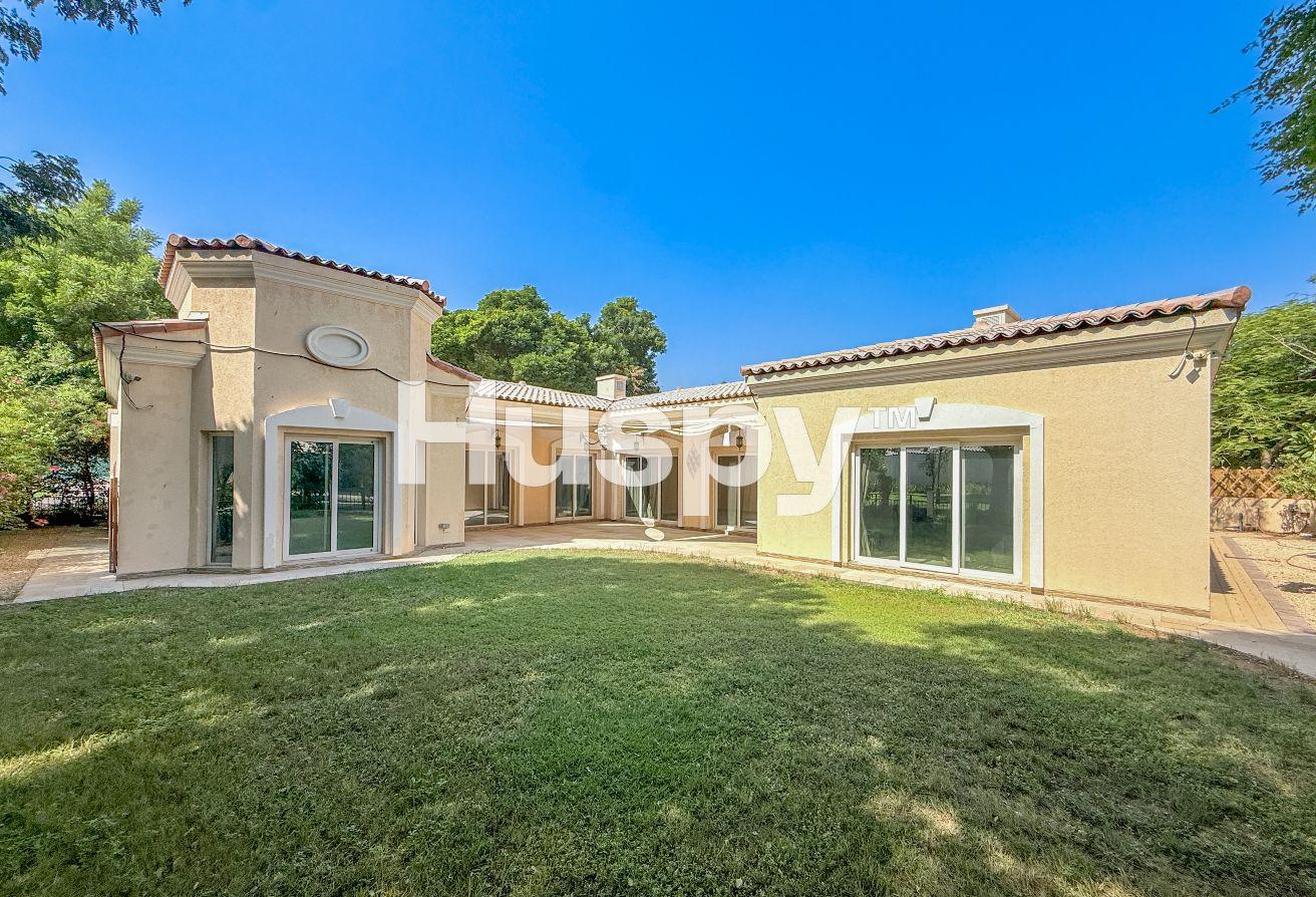 Corner Plot | Quiet Location | Spacious