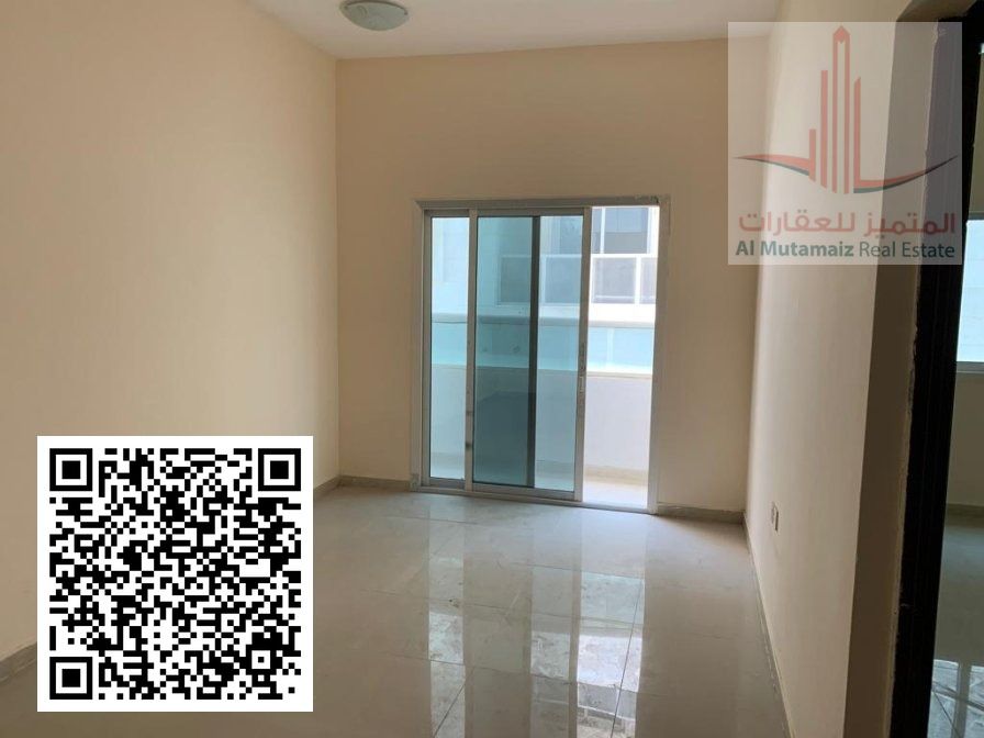 One bedroom apartment with a living room, two bathrooms, and a balcony. Excellent location.