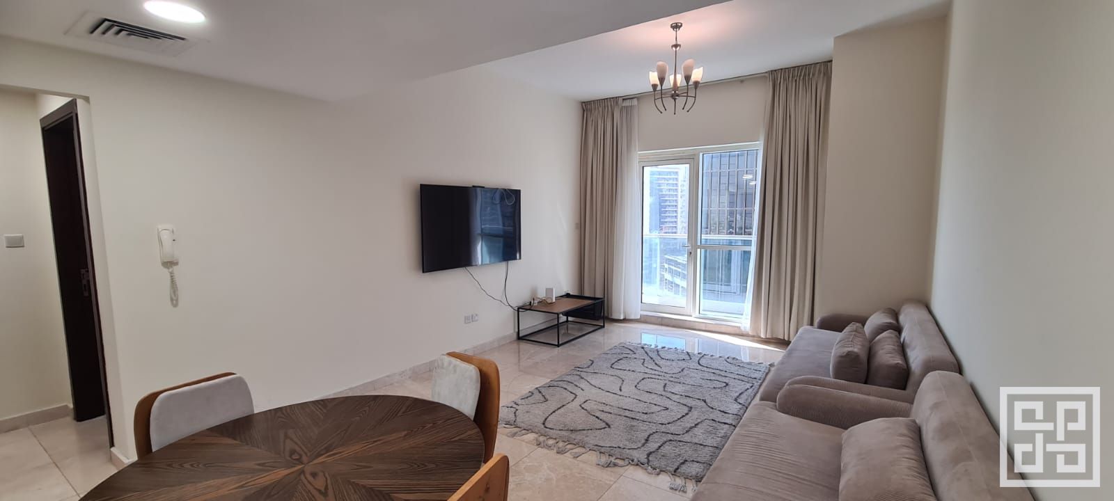 Charming 1 BR in Safeer Tower 1, Business Bay