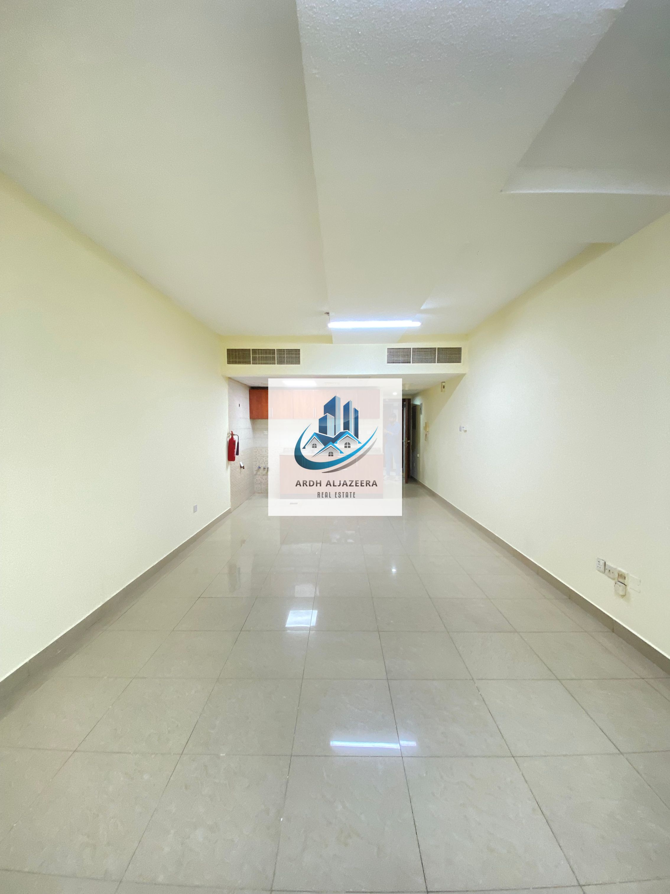 Studio flat available very big size near to anser mall just 32 k