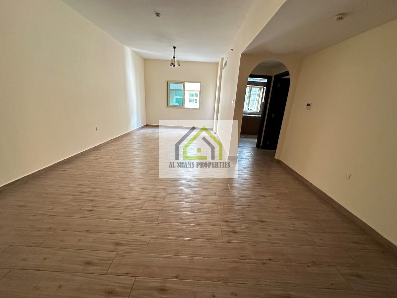 No cash deposit Luxurious 1BR Available close to the Muwailih park