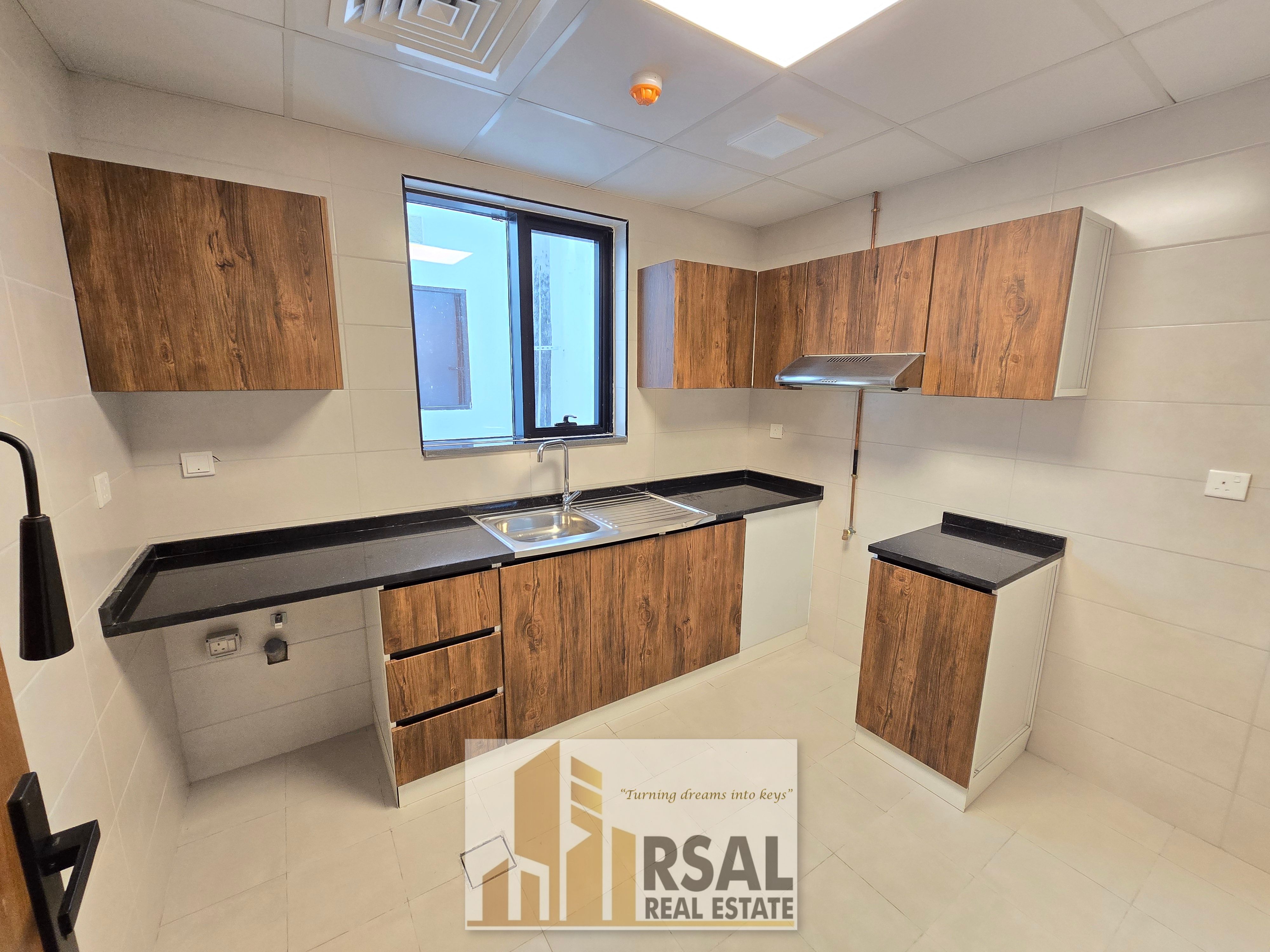 No Deposit Brand New Luxury 1-BHK Apartment With Balcony,Open View,2-Bathrooms,Easy access to Dubai