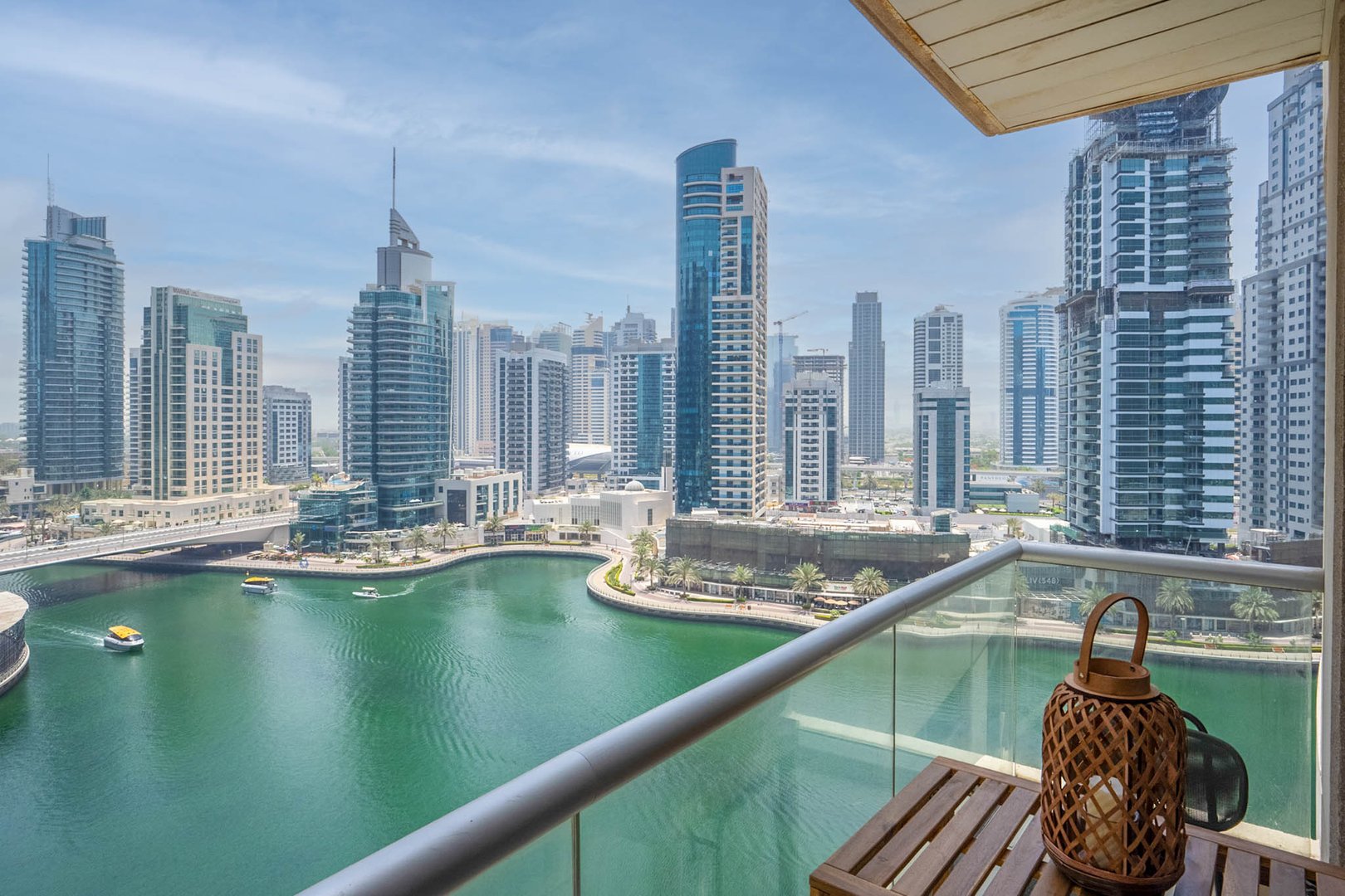GuestReady - 1BR I Marina Walk - Canal View