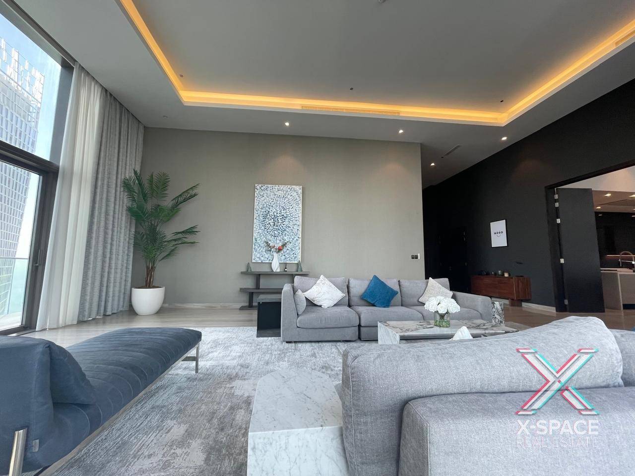 High floor Penthouse Jumeirah Living Marina Gate